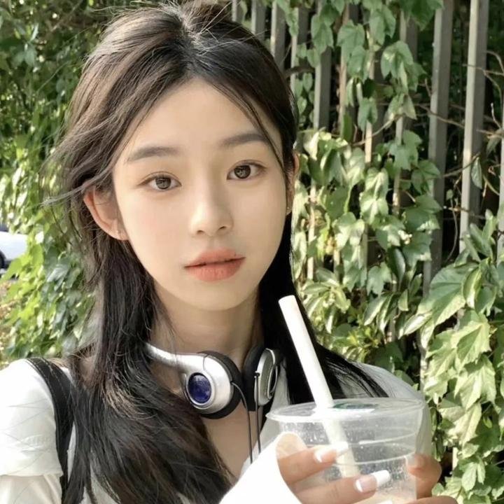 公司保洁员竟是女总裁